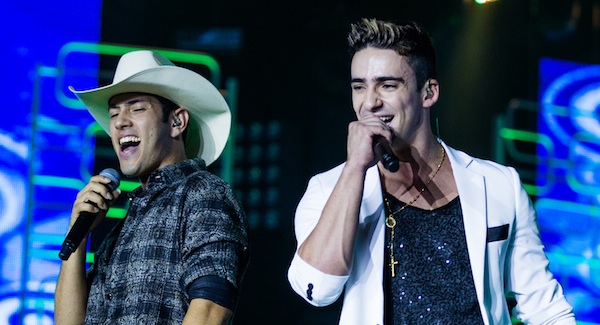 Dupla Pedro Paulo e Alex se apresenta nesta noite na Expoagro